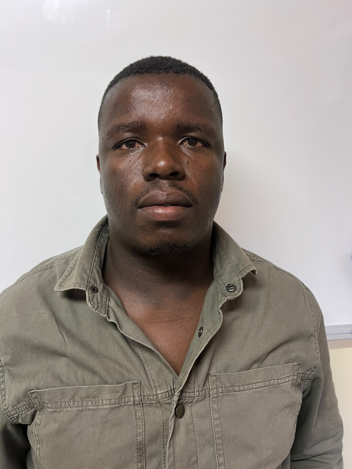 MPHO JOEL MOLOKOMME
